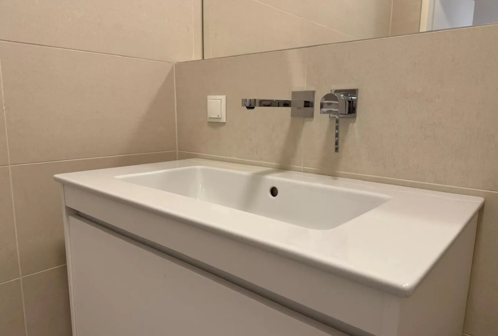 Train Station, Kahlenberg, Historic, Danube - Axara Housing Fhg 20 Apartment Vienna 0*,  Austria
