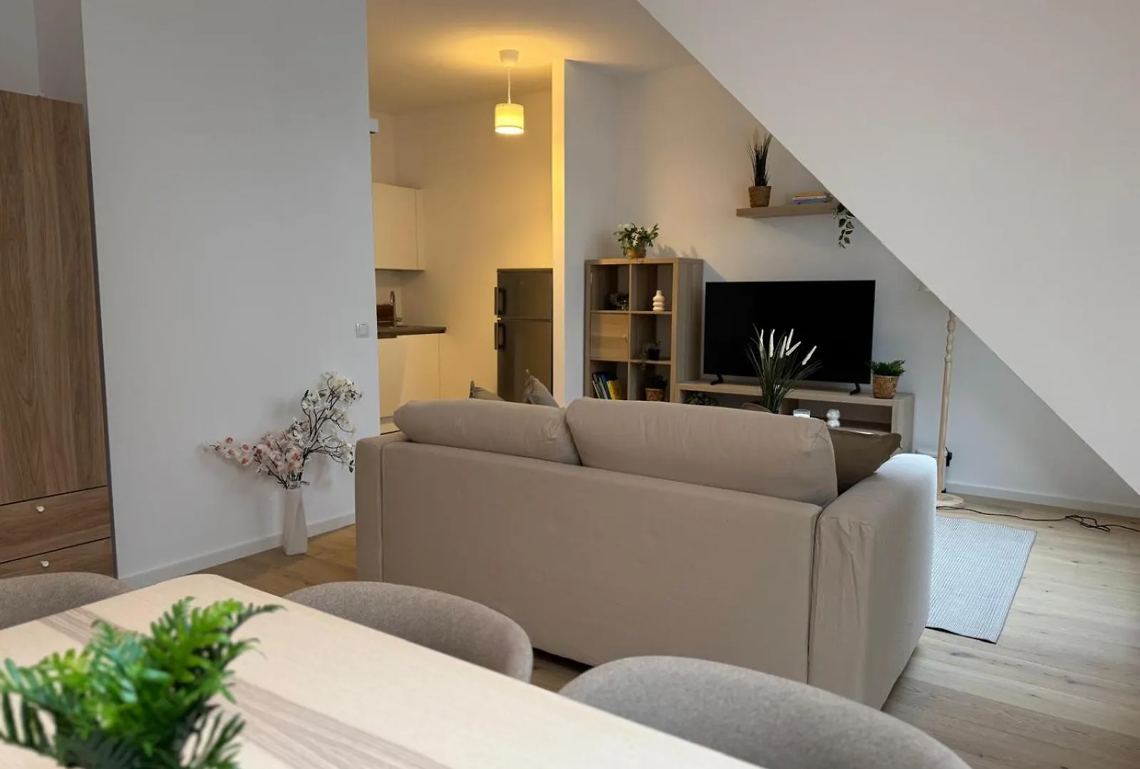 Train Station, Kahlenberg, Historic, Danube - Axara Housing Fhg 20 Apartment Vienna